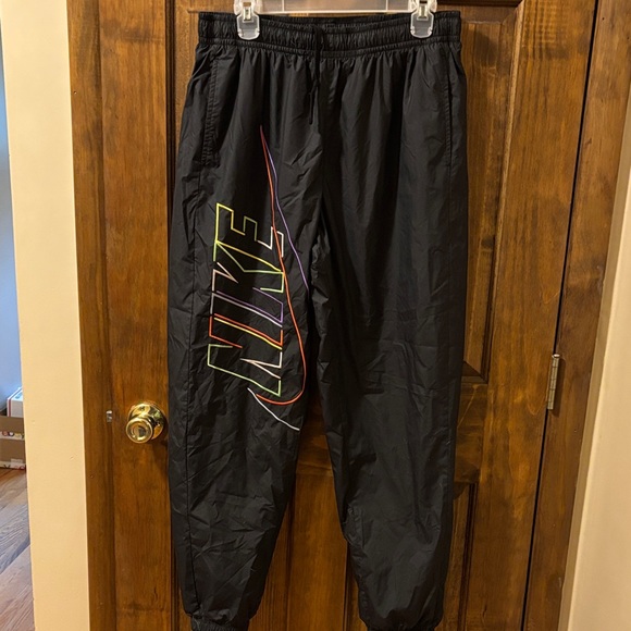 Nike Men's Black Joggers with Multicolor Logo - Picture 1 of 2
